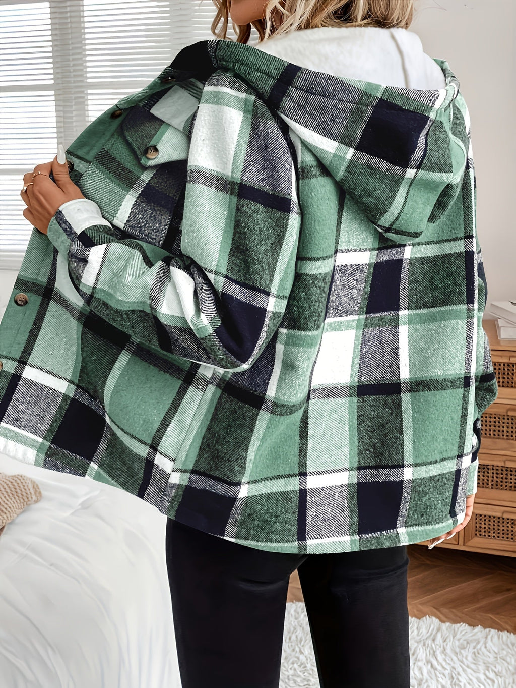 Lucy | Women’s Plaid Hooded Fleece Jacket