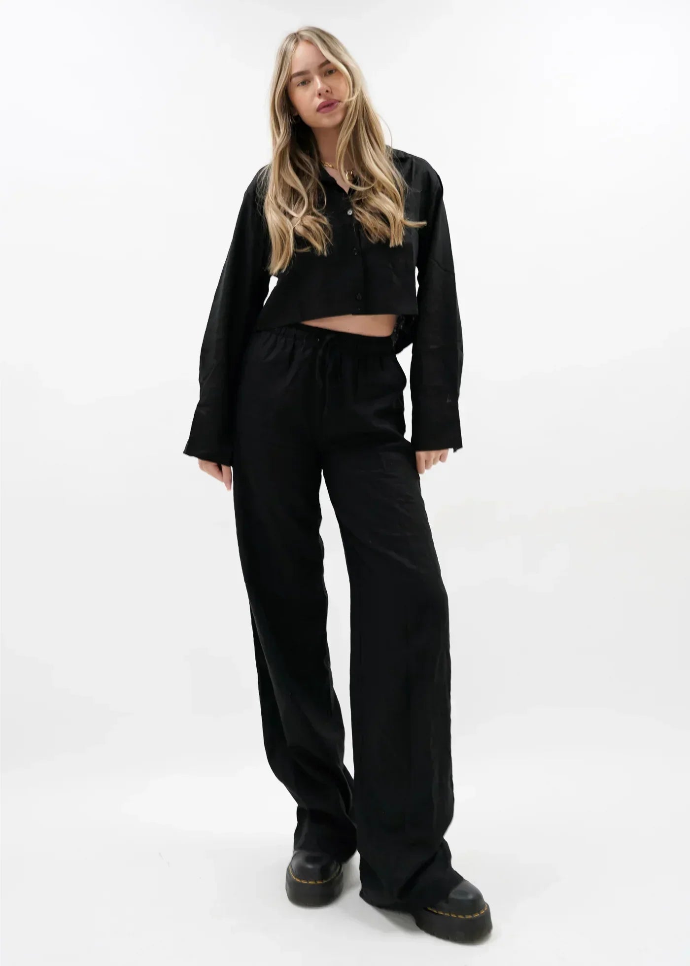 Hanna | Black Linen-Look Trousers