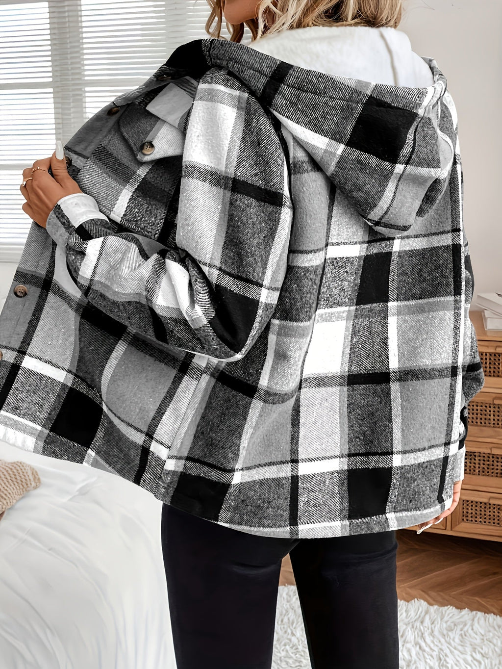 Lucy | Women’s Plaid Hooded Fleece Jacket