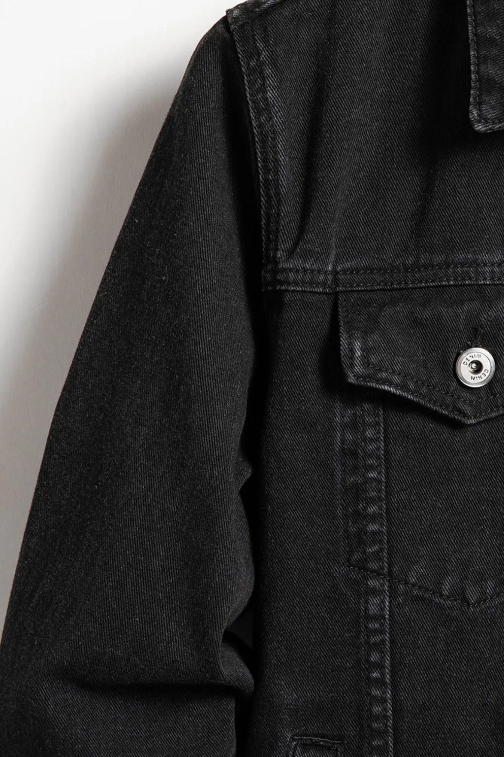 Liam | Men Classic Fit Button Up Denim Jacket