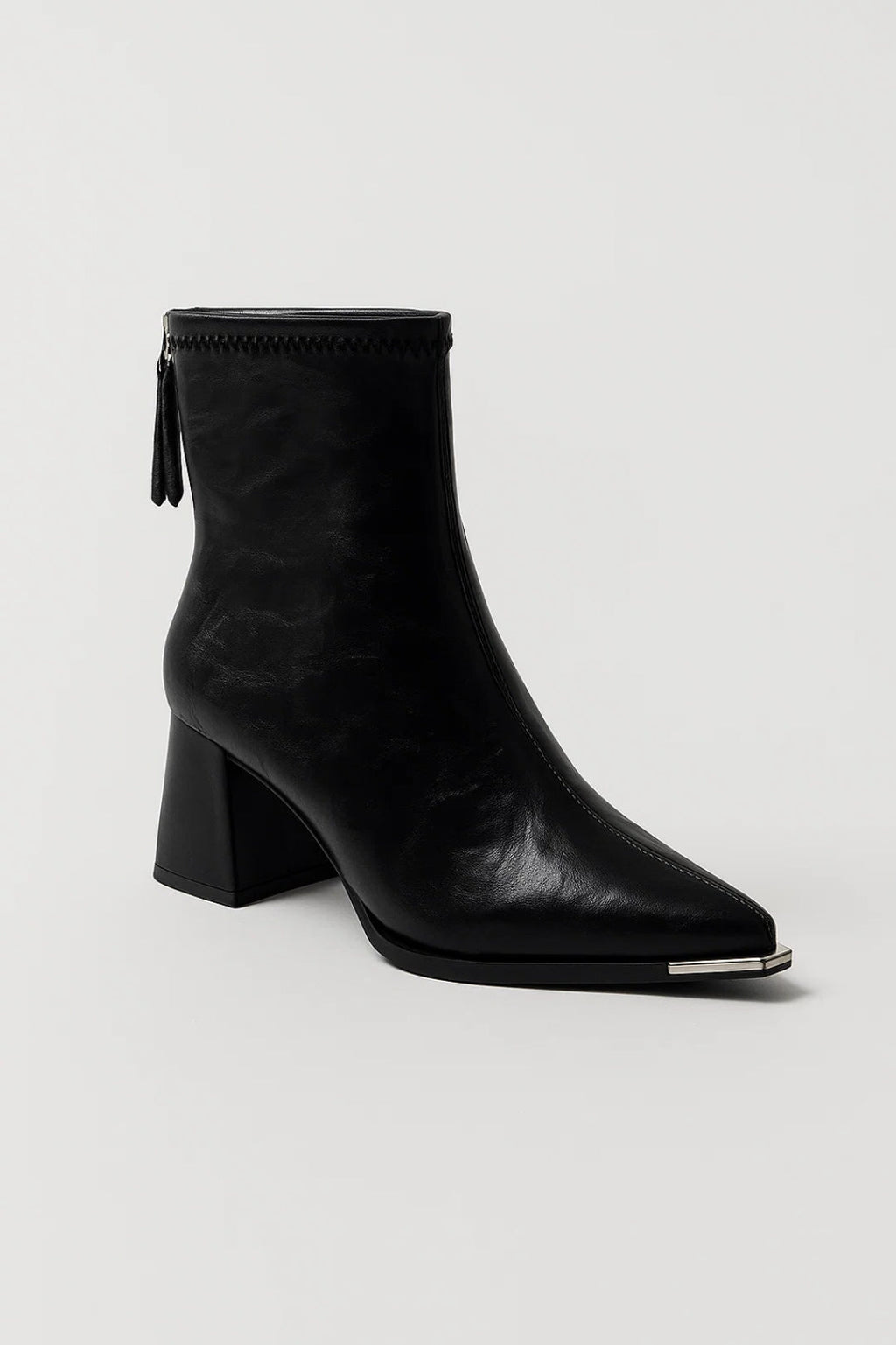 Cloe - Ankle Boots with Block Heel