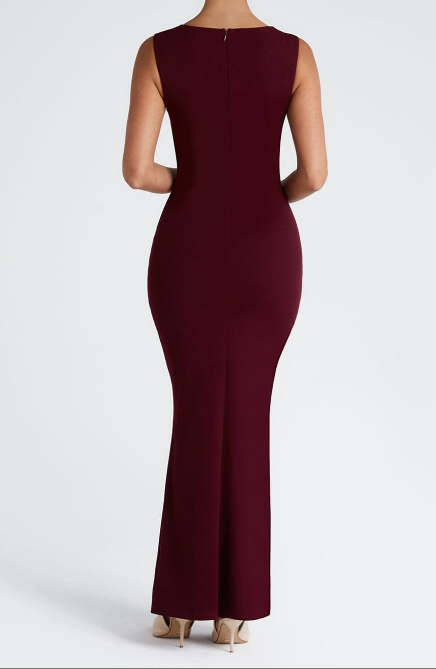 Burgundy Maxi Dress with Square Neckline and Elegant Fit - Lia