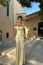 Alessa | Off-Shoulder Maxi Dress