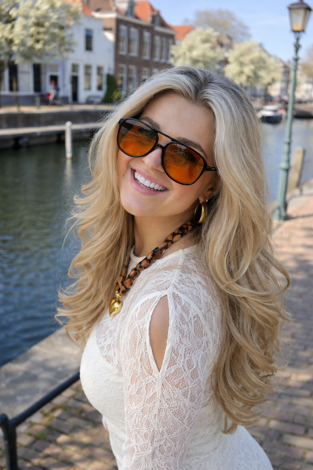 Lima | Viral Orange Sunglasses