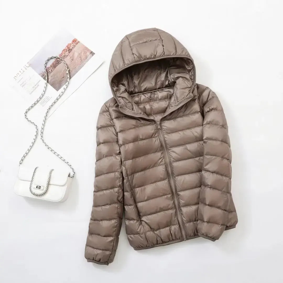 Comfortable Women's Puffer Jacket with Sporty Fit - Janice