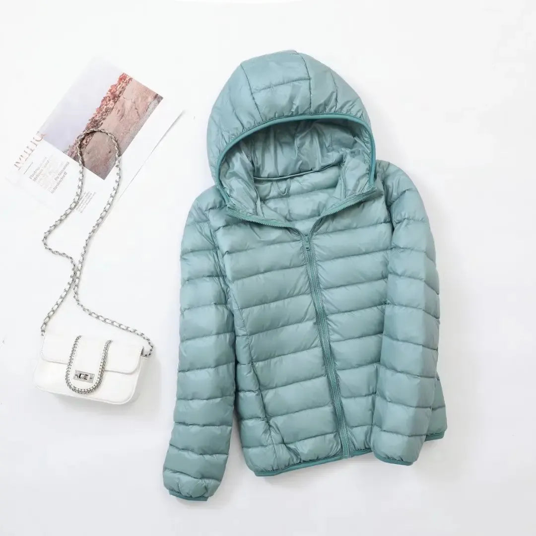 Comfortable Women's Puffer Jacket with Sporty Fit - Janice