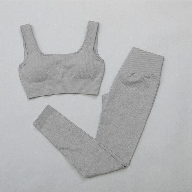 Claire | Sports Set with Top and Leggings