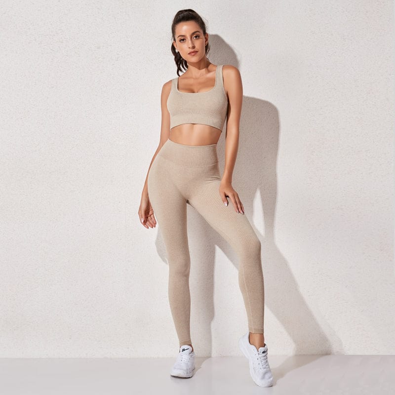 Claire | Sports Set with Top and Leggings