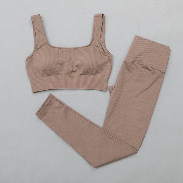 Claire | Sports Set with Top and Leggings