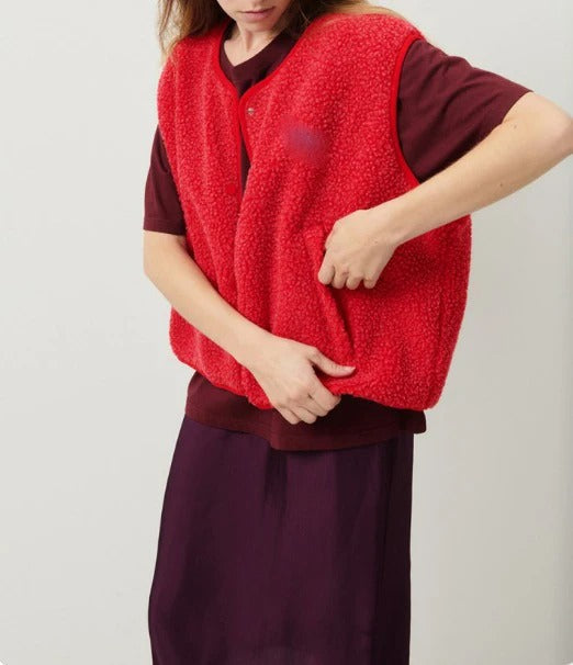 Lia | Women's sleeveless vest with snap buttons, round neckline