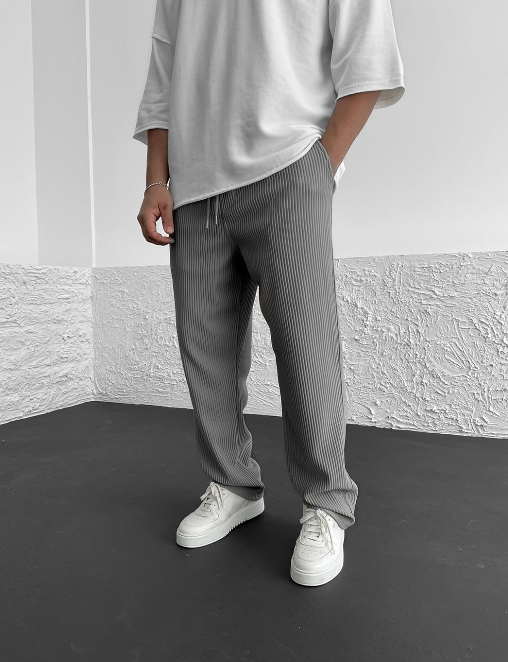 Elegant Trousers for Men | Drawstring Waist & Relaxed Fit | Different Colors