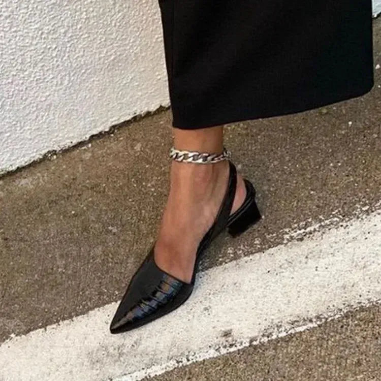 Elegant Pumps with Pointed Toe and Block Heel - Elena
