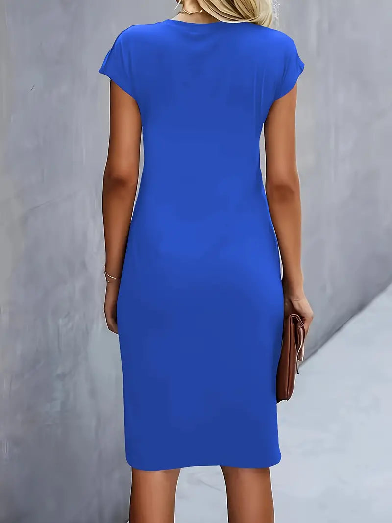 Catrien – Timeless Midi Dress with Flattering Silhouette