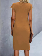 Catrien – Timeless Midi Dress with Flattering Silhouette
