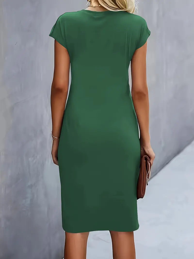 Catrien – Timeless Midi Dress with Flattering Silhouette