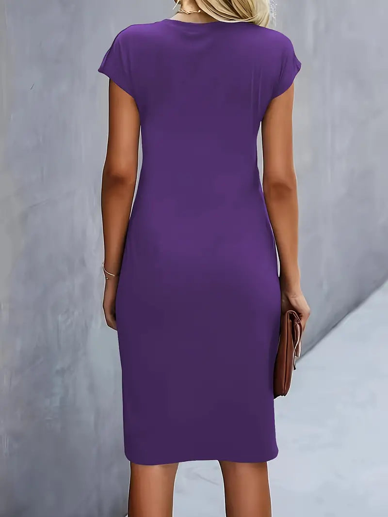 Catrien – Timeless Midi Dress with Flattering Silhouette