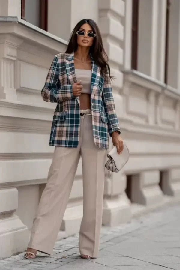 Checked Women's Blazer with Elegant Fit - Esra