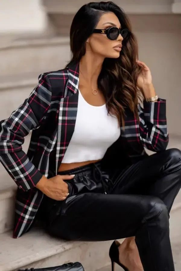 Checked Women's Blazer with Elegant Fit - Esra