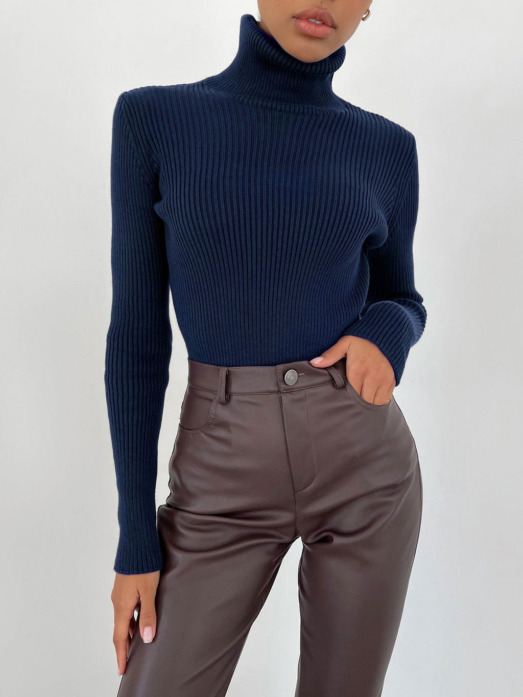 ISA | Classic cotton turtleneck sweater