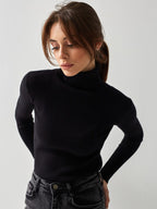 ISA | Classic cotton turtleneck sweater