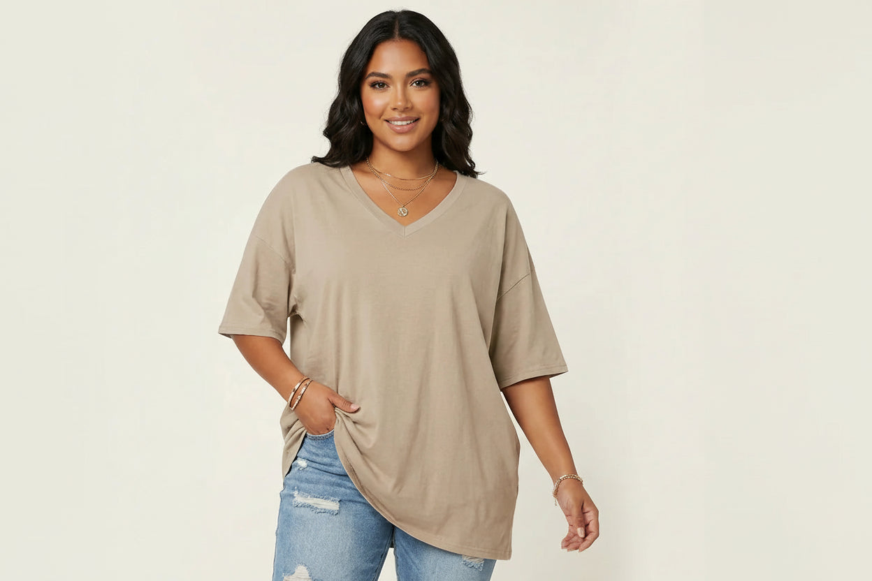 Livy | Women's Oversized V-Neck T-Shirt