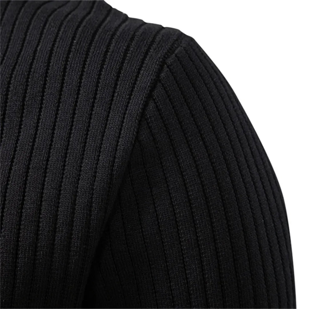 Liam Men's - Tailored Sweater with Round Neck and Button Closure