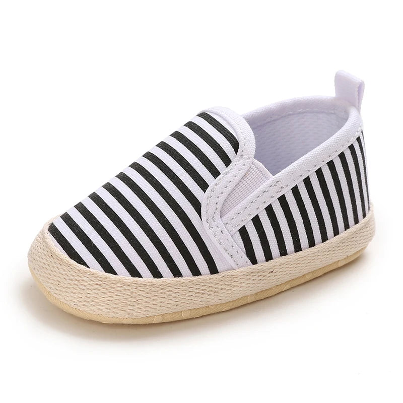 ISA | 4-color toddler non-slip baby shoes baby canvas classic sneakers newborn sports shoes baby boys girls first walker shoes