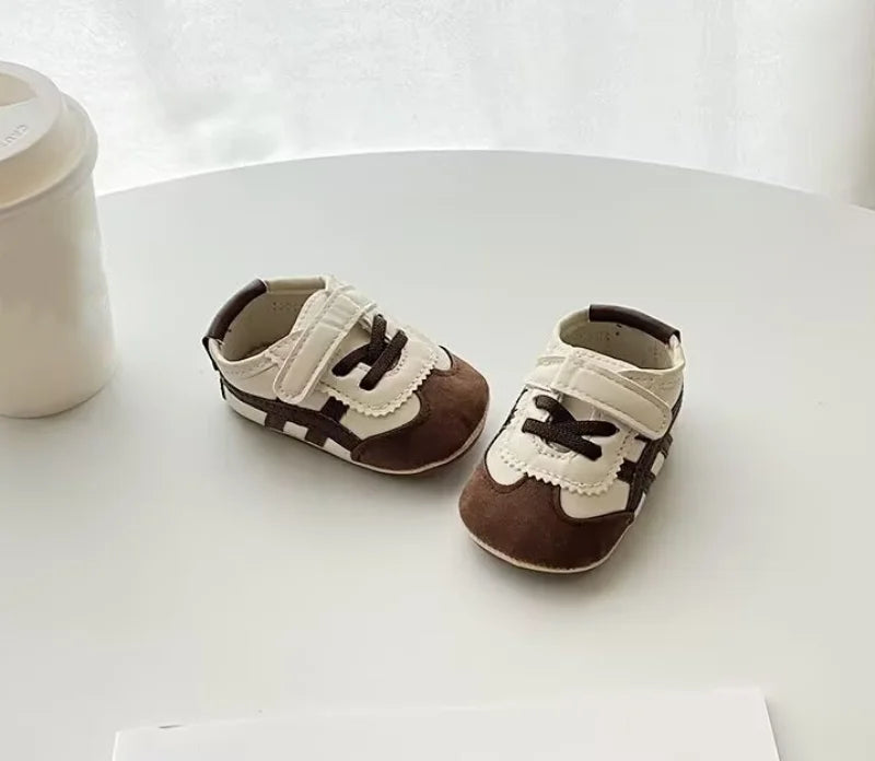 ISA | Newborn Baby Classic Sneakers Letters Splicing Baby Casual Shoe Non-slip Hundred Walking Baby Boys Girls Baby Shoes 0-18 Months