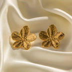 Amy Julliete – Vintage Gold Floral Earrings
