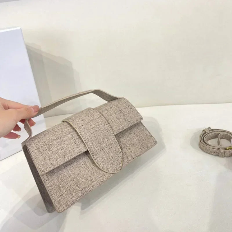 Annet Beaumont - Elegant Mini Handbag in Cognac
