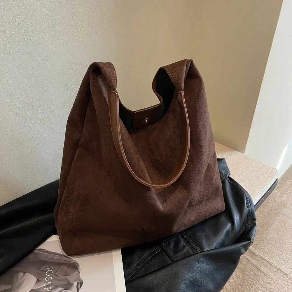 Alessi Louisa| Suede Look Shoulder Bag