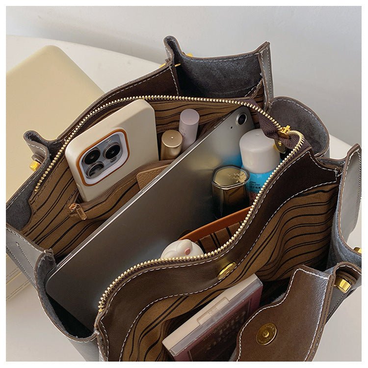 Claire | Spacious Shoulder Bag in Vegan Leather - Handmade, Elegant, and Functional