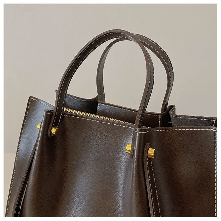 Claire | Spacious Shoulder Bag in Vegan Leather - Handmade, Elegant, and Functional