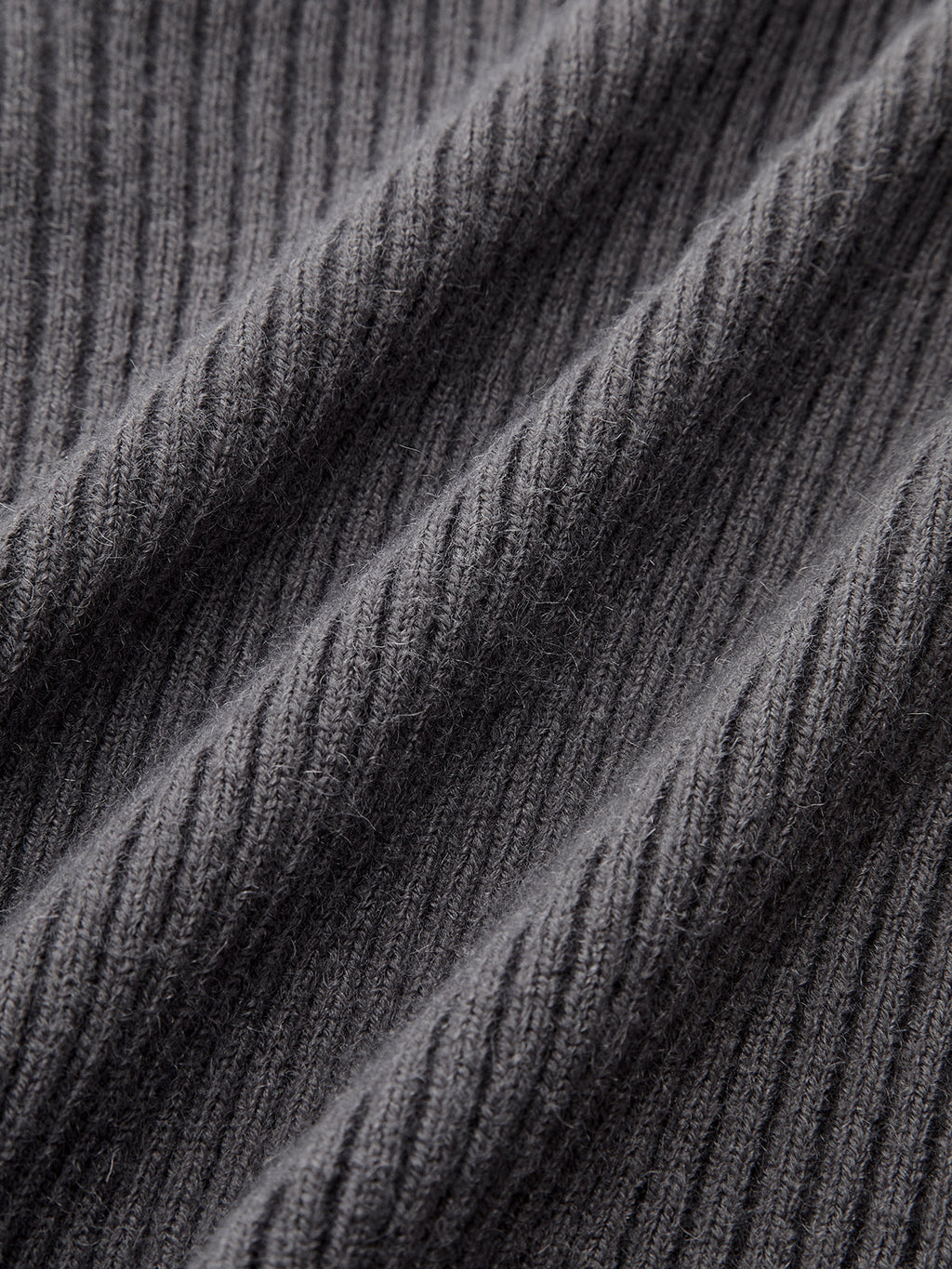 Mary | Cropped Knitted Sweater with Puff Sleeves