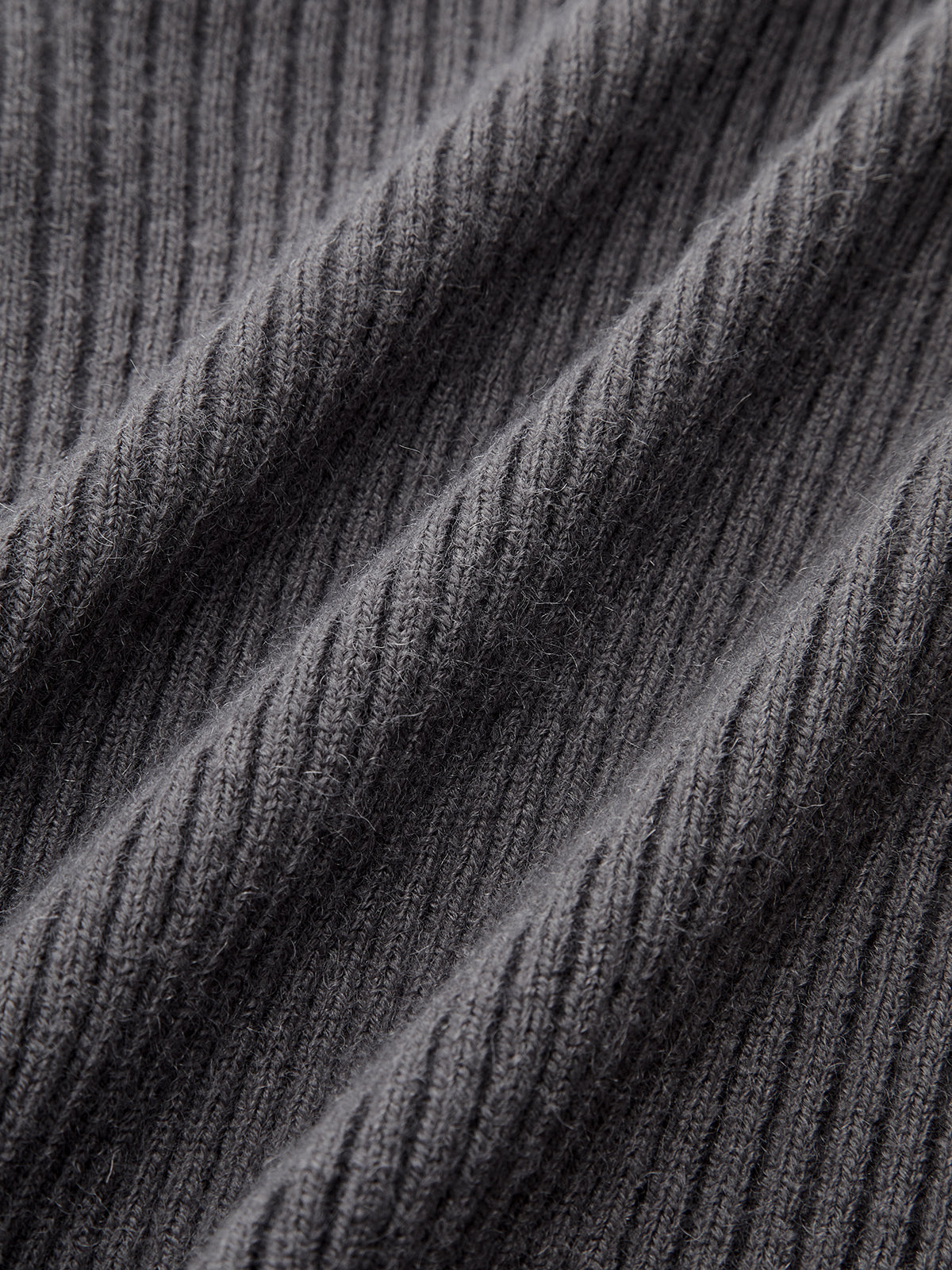 Mary | Cropped Knitted Sweater with Puff Sleeves