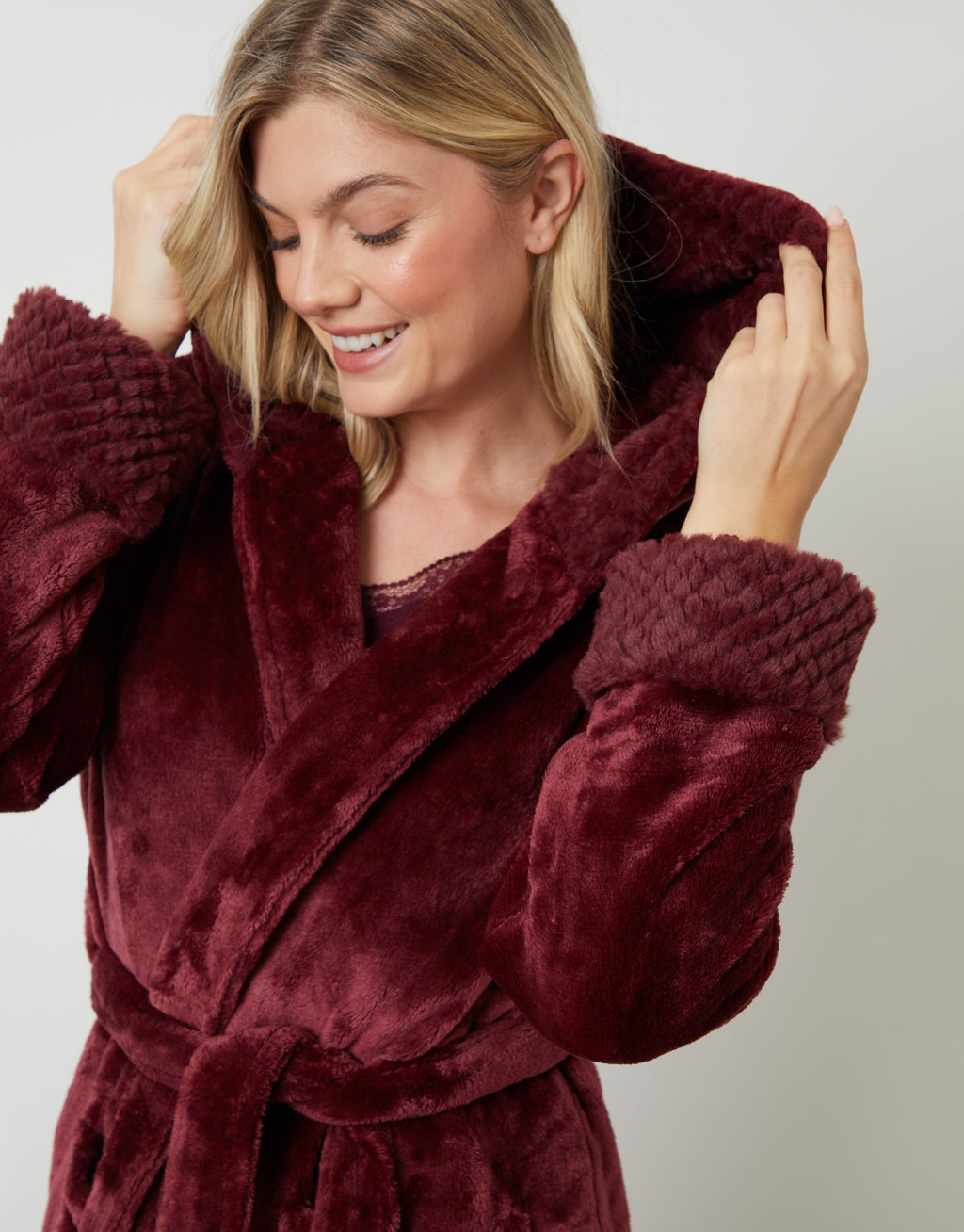 The Amira Mancini - Winter Soft Plush-Feel Long Hooded Bathrobe