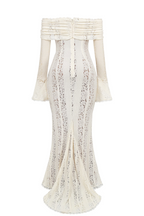 Elcevi | Maternity Dress With Lace And Flowing Fit Elegance For Women