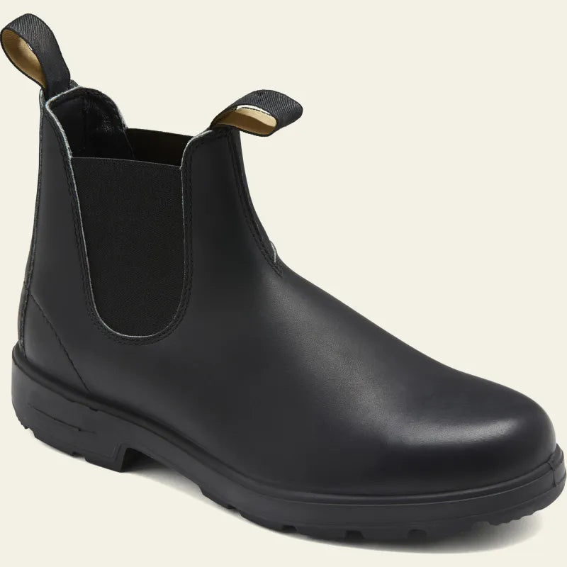 Kia | Waterproof Slip-On Boots – Elegance Meets Comfort in All Weather Conditions