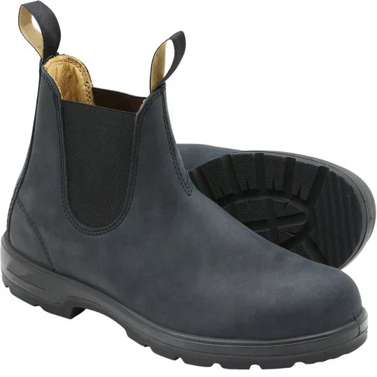 Kia | Waterproof Slip-On Boots – Elegance Meets Comfort in All Weather Conditions