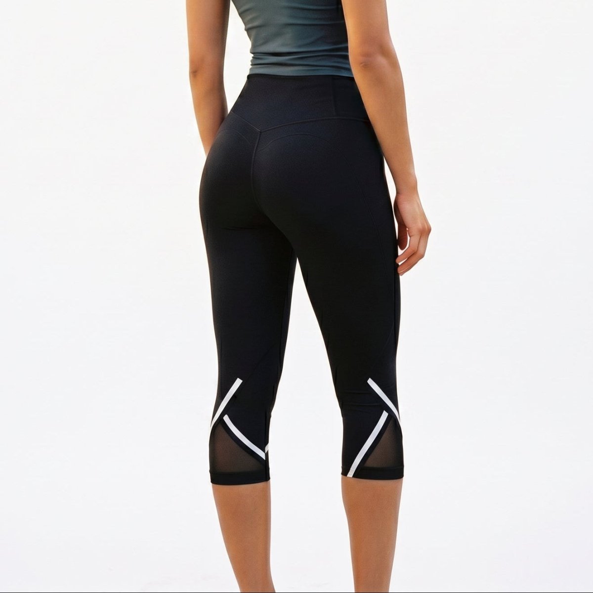 Elcevi | High Waisted Capri Leggings with Pocket For Women
