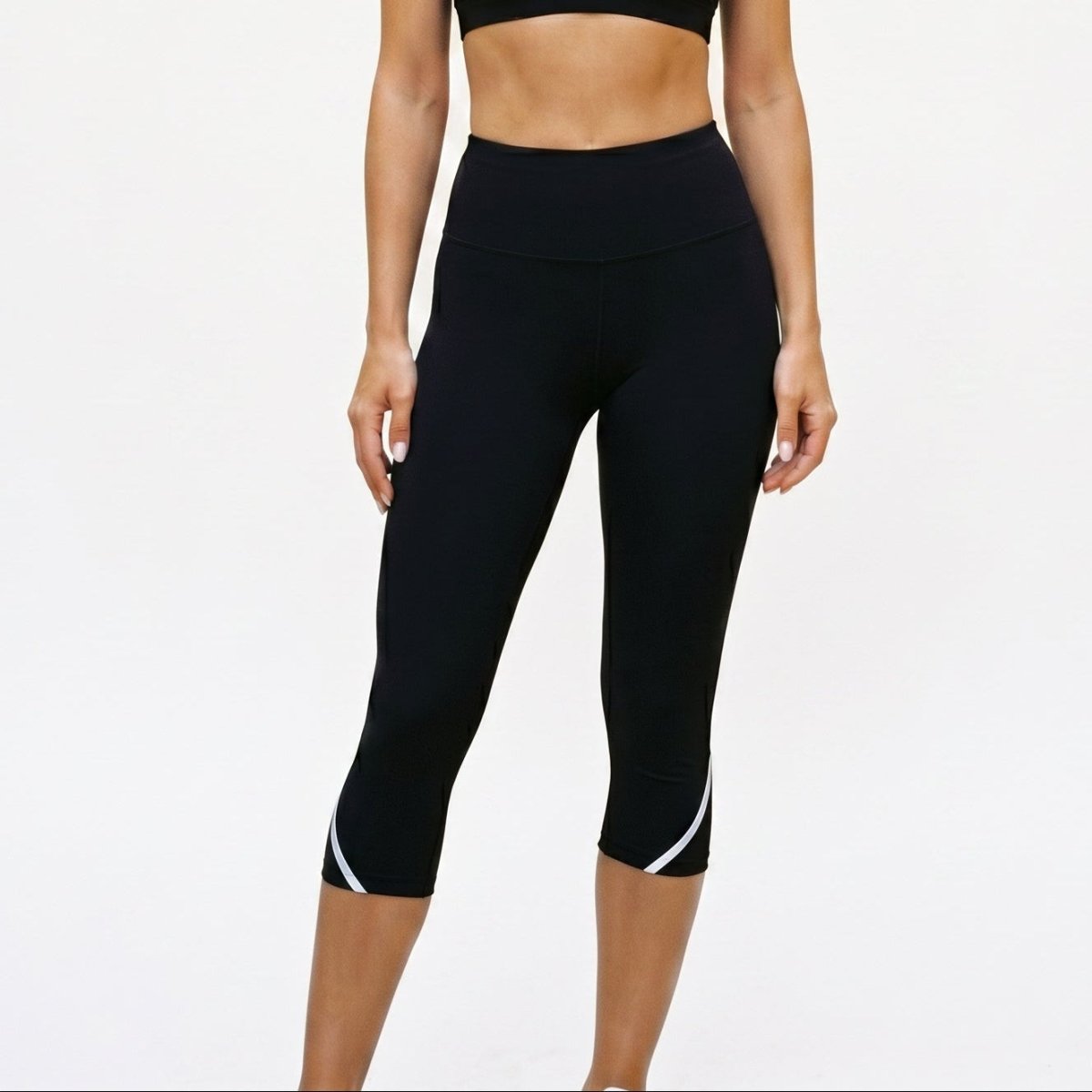 Elcevi | High Waisted Capri Leggings with Pocket For Women