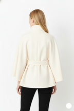 Lia Wool Coat for Women – Elegant High Collar with Removable Belt & Relaxed Fit