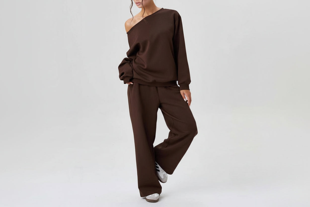 Lily | Sporty Casual Two-Piece Set with Off-Shoulder Design
