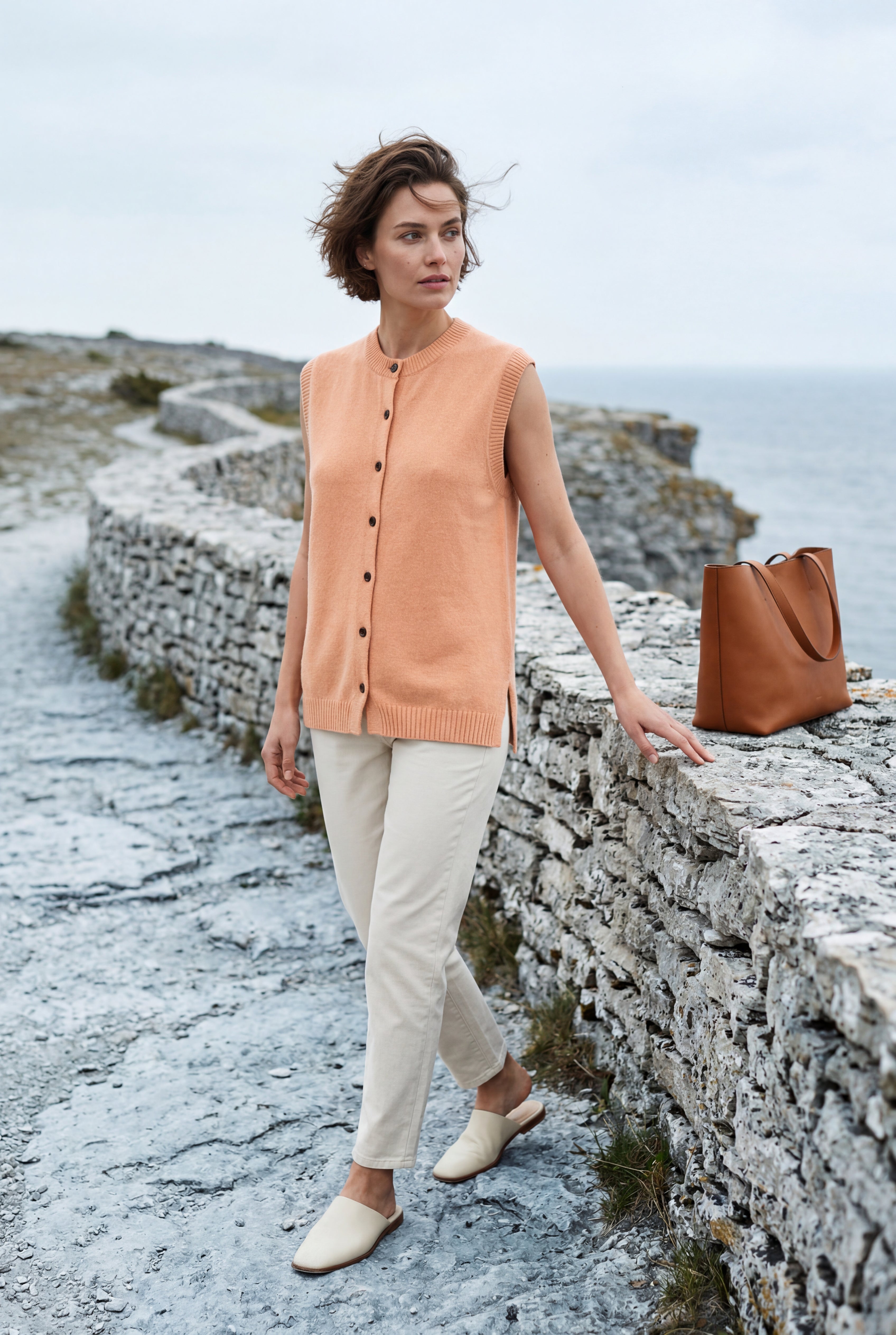Lisa | Ribbed Button-front Sleeveless Crew Neck Vest