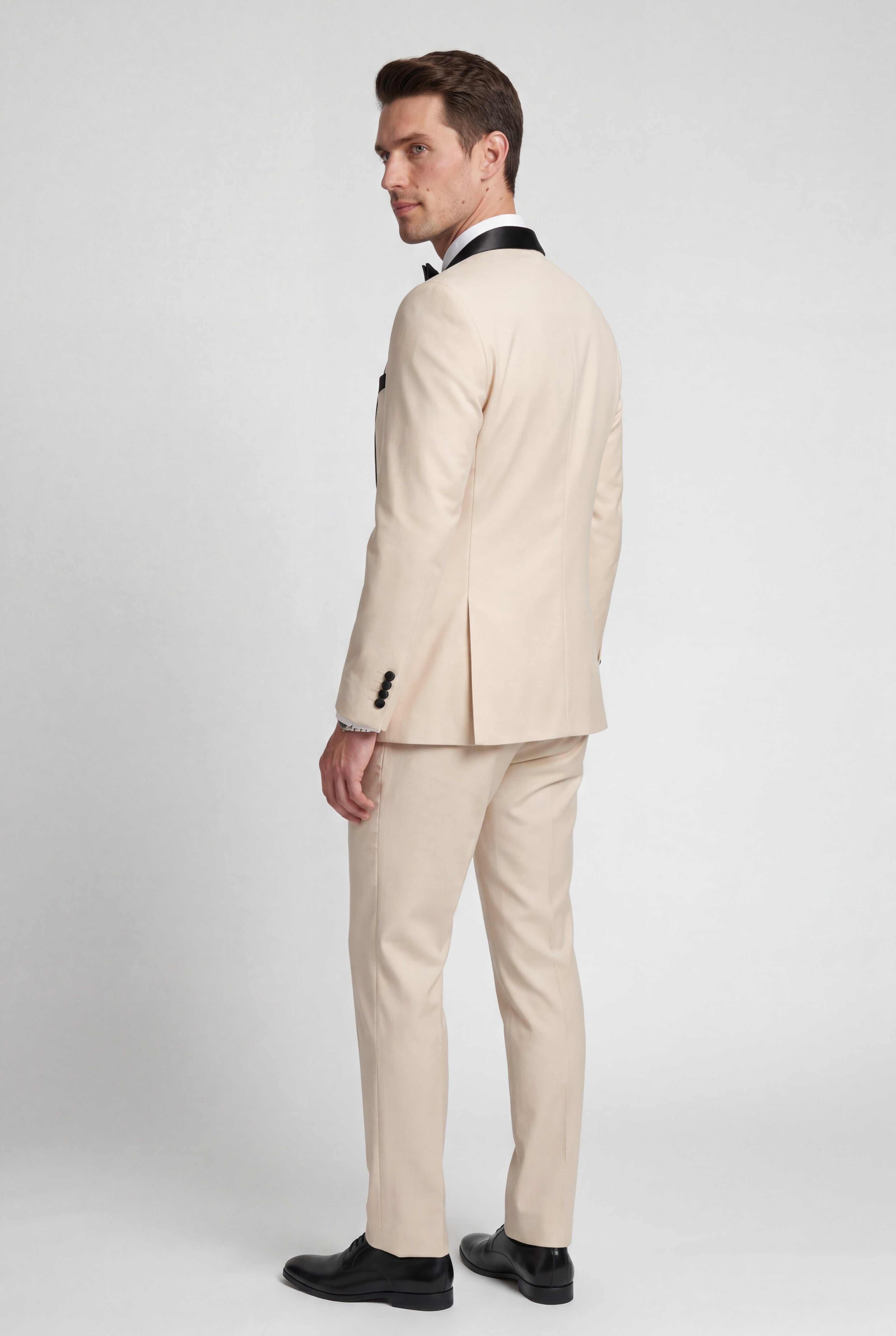 Liam | Contrasting Shawl Lapel Tuxedo Suit