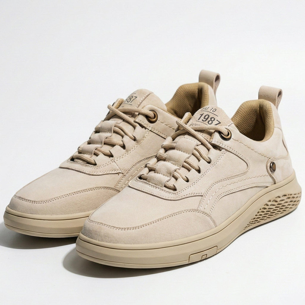 Liam | Minimalist Slip-On Lace-Up Sneakers with Cushioned Sole