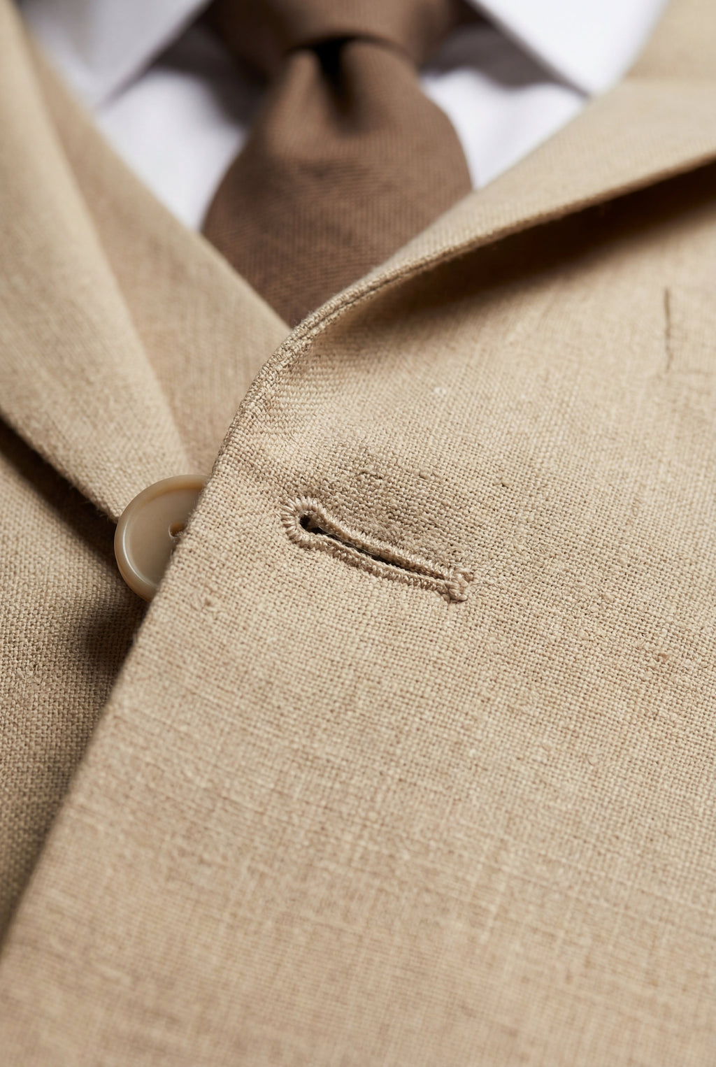 Gio | Slim-fit Three-piece Wedding Suit with Notch Lapel Blazer