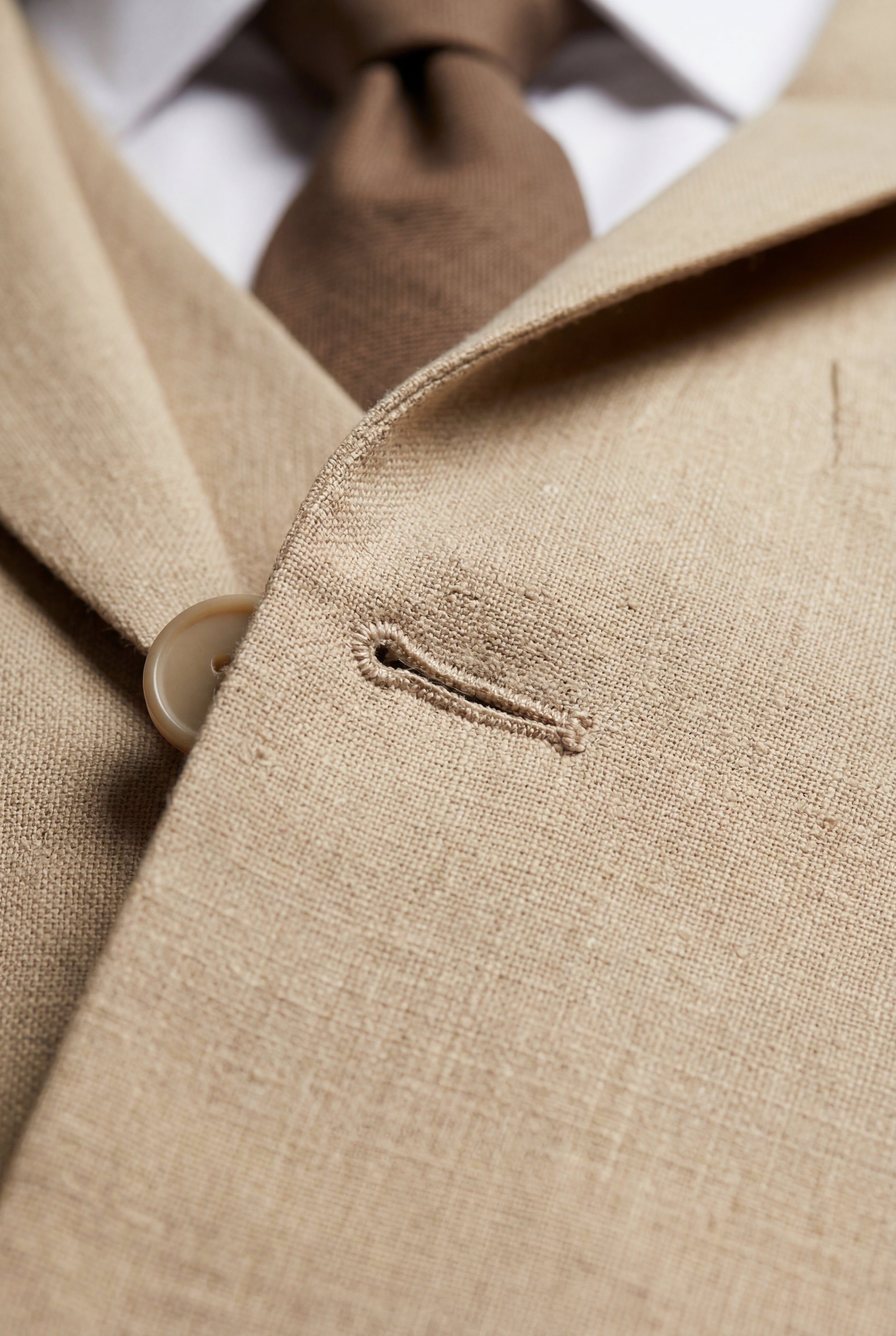 Gio | Slim-fit Three-piece Wedding Suit with Notch Lapel Blazer