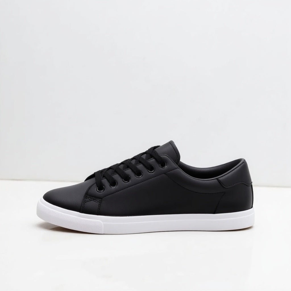 Liam | Black Minimalist Low-top Lace-up Sneakers