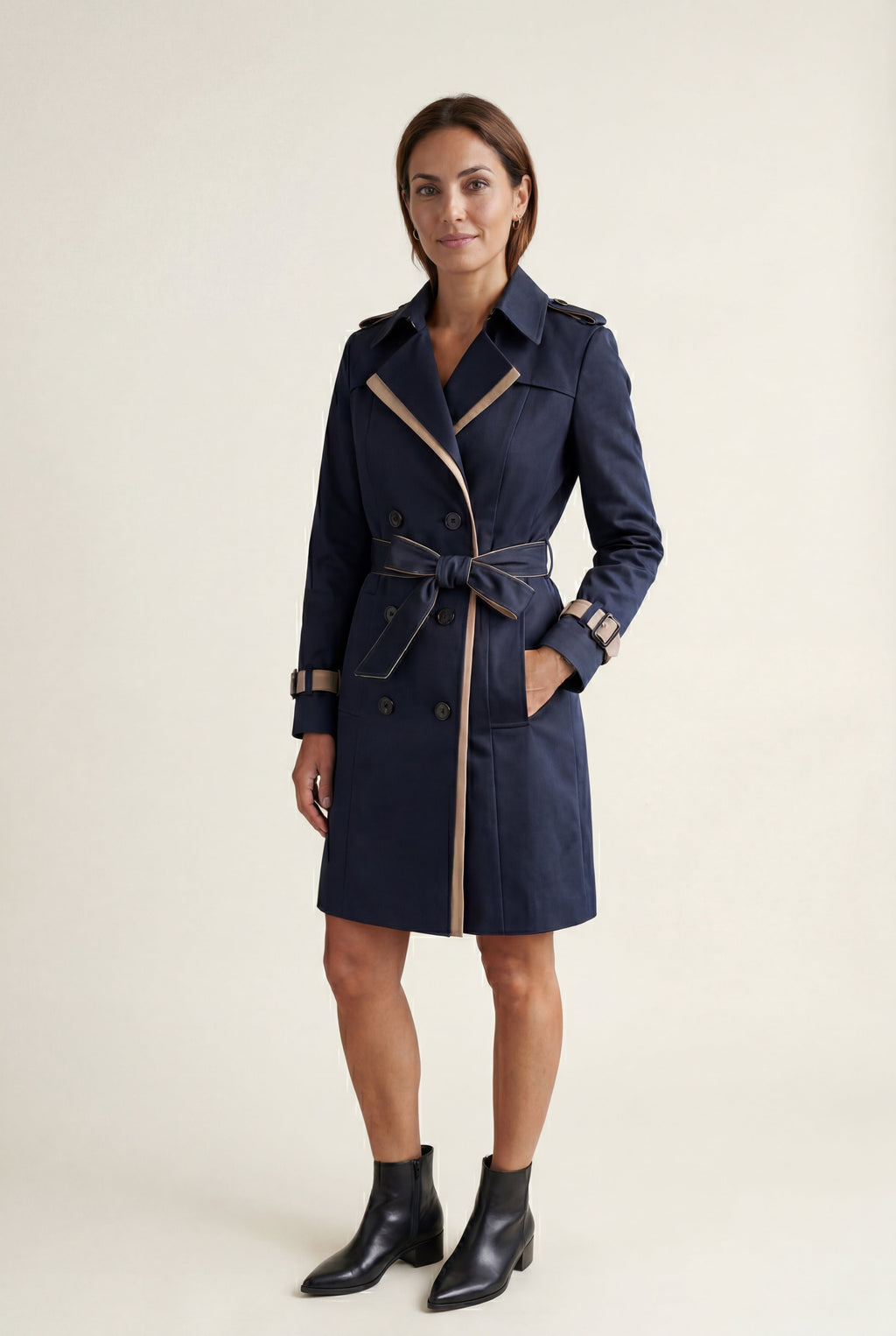 Kim | Contrast-trim Double-breasted Belted Trench Coat